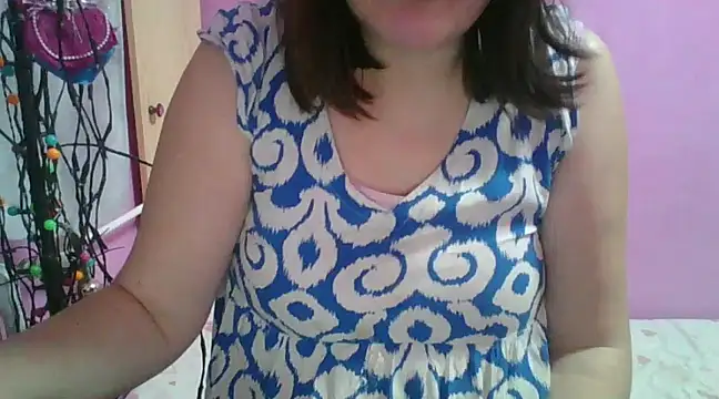 Snapshot of Lucinka1 chatting on February 14, 2025, 5:25 pm Lucinka1 online show from February 14, 2025, 5:25 pm