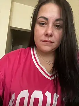 DaisyStreet online show from October 26, 2025, 8:15 am