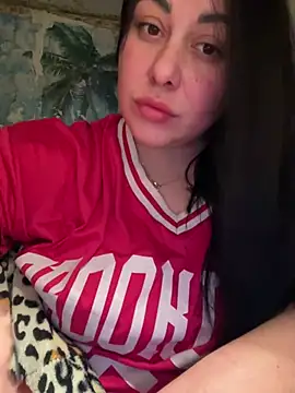 Snapshot of DaisyStreet chatting on January 14, 2026, 8:34 pm DaisyStreet online show from January 14, 2026, 8:34 pm