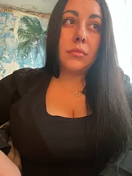 DaisyStreet online show from November 6, 2025, 12:31 pm