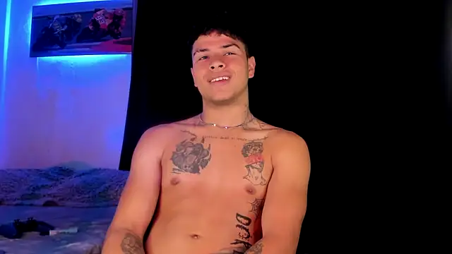 Snapshot of Dominic_Biker__ chatting on December 22, 2024, 7:11 am Dominic Biker online show from December 22, 2024, 7:11 am