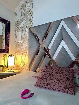 Hannagarces online show from March 28, 2026, 11:22 am