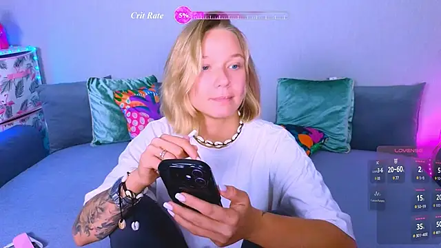 Snapshot of Karen_morris chatting on July 1, 2026, 2:50 pm Karen morris online show from July 1, 2026, 2:50 pm