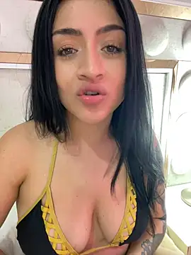 lucianaroy online show from March 8, 2025, 9:17 am