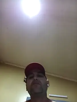 TrainedFinder5 online show from April 8, 2026, 1:29 am