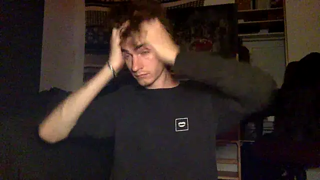 Snapshot of spicylaboi chatting on April 1, 2026, 3:41 am spicylaboi online show from April 1, 2026, 3:41 am
