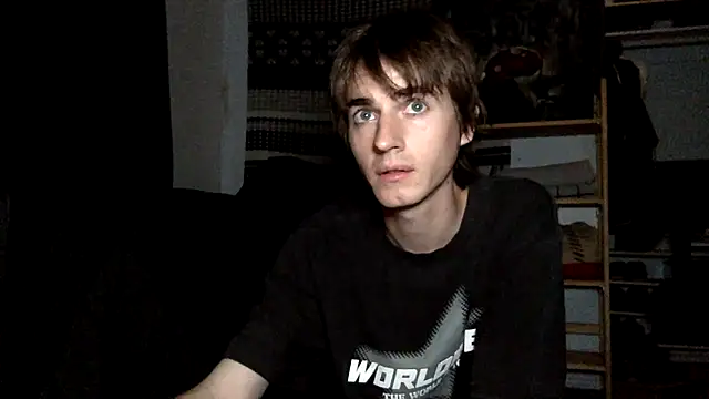 Snapshot of spicylaboi chatting on April 3, 2026, 3:46 am spicylaboi online show from April 3, 2026, 3:46 am