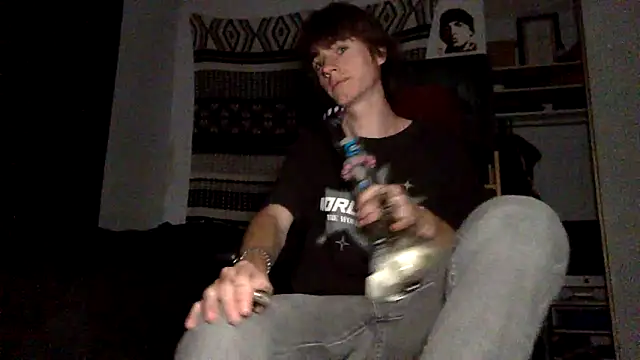 Snapshot of spicylaboi chatting on April 30, 2026, 3:02 am spicylaboi online show from April 30, 2026, 3:02 am