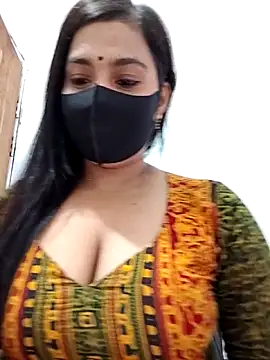 Snapshot of Ritusri_Dotta chatting on October 22, 2025, 3:39 am Ritusri Dotta online show from October 22, 2025, 3:39 am