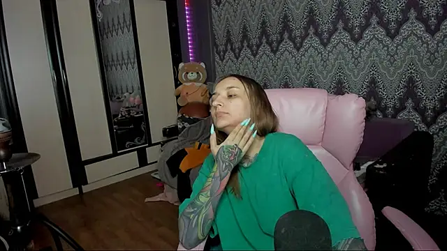 AlexRacc00n online show from December 2, 2024, 3:21 am