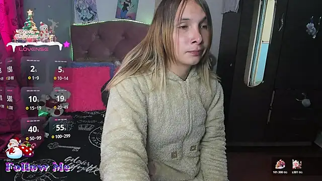 Snapshot of Tiffany_bunny2023 chatting on December 5, 2025, 6:28 pm Tiffany bunny2023 online show from December 5, 2025, 6:28 pm