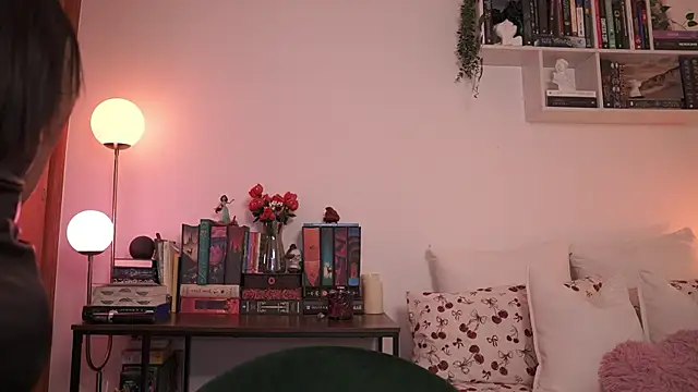 EmilyxRose - online show from September 30, 2025, 5:52 pm