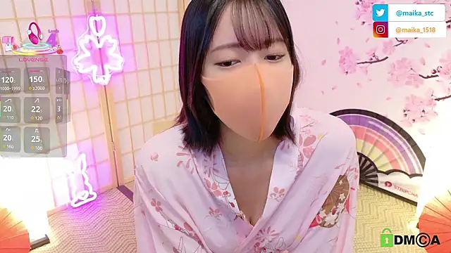 maika08 online show from November 13, 2025, 12:09 pm