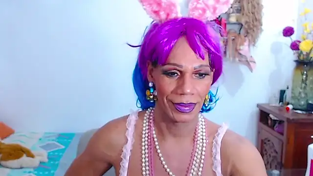 Snapshot of bardotbigcockts chatting on October 31, 2025, 9:00 pm bardotbigcockts online show from October 31, 2025, 9:00 pm