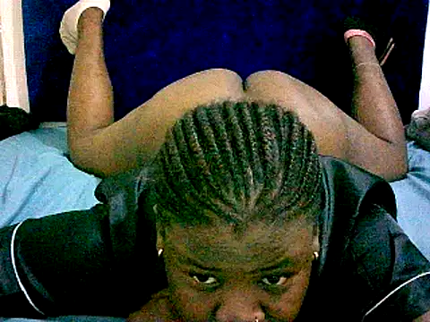 honeypotsweet online show from November 14, 2025, 10:02 pm