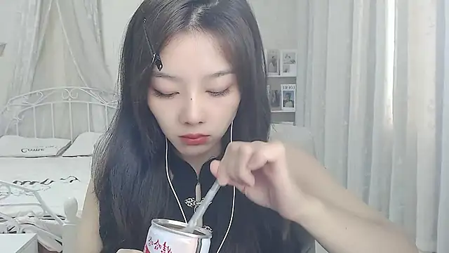 Snapshot of Jenny-Z chatting on April 1, 2026, 1:41 am Jenny-Z online show from April 1, 2026, 1:41 am