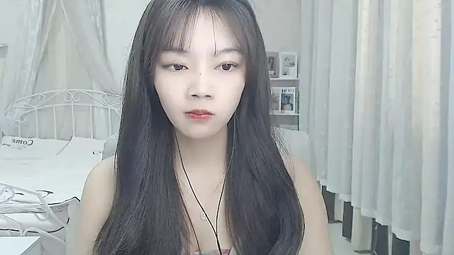 Snapshot of Jenny-Z chatting on October 23, 2025, 1:59 am Jenny-Z online show from October 23, 2025, 1:59 am