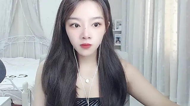 Snapshot of Jenny-Z chatting on July 19, 2026, 1:58 am Jenny-Z online show from July 19, 2026, 1:58 am