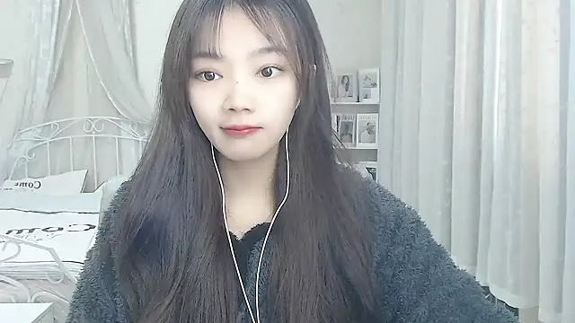 Snapshot of Jenny-Z chatting on December 19, 2025, 1:53 am Jenny-Z online show from December 19, 2025, 1:53 am