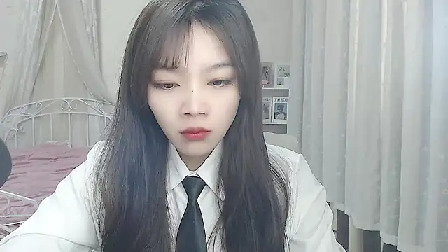 Snapshot of Jenny-Z chatting on November 17, 2025, 2:04 am Jenny-Z online show from November 17, 2025, 2:04 am