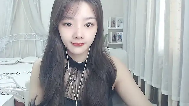 Snapshot of Jenny-Z chatting on April 4, 2026, 1:34 am Jenny-Z online show from April 4, 2026, 1:34 am