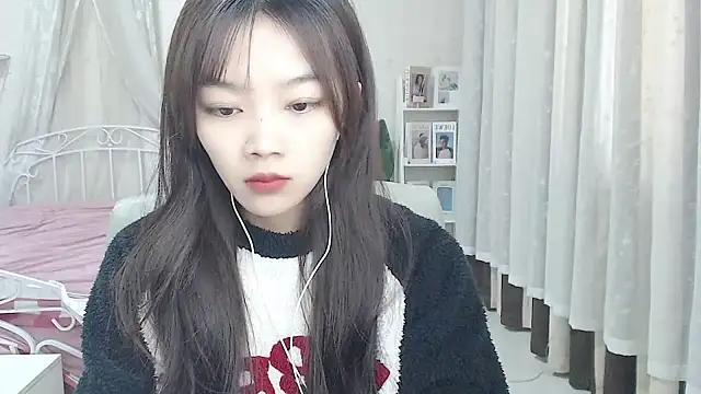 Snapshot of Jenny-Z chatting on November 28, 2025, 2:12 am Jenny-Z online show from November 28, 2025, 2:12 am