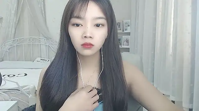 Snapshot of Jenny-Z chatting on December 3, 2025, 2:01 am Jenny-Z online show from December 3, 2025, 2:01 am