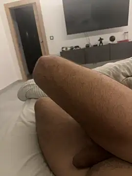 cagoulegrosse online show from September 20, 2025, 8:47 pm