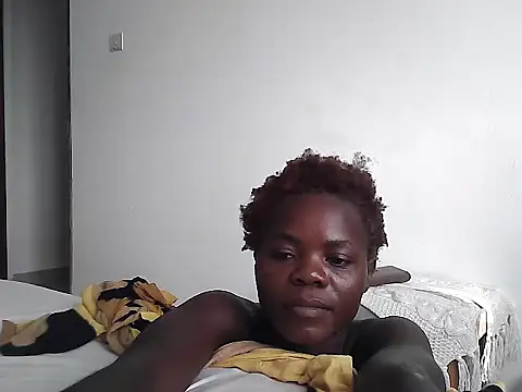 Snapshot of petiteebony_81 chatting on March 13, 2026, 5:34 am petiteebony 81 online show from March 13, 2026, 5:34 am