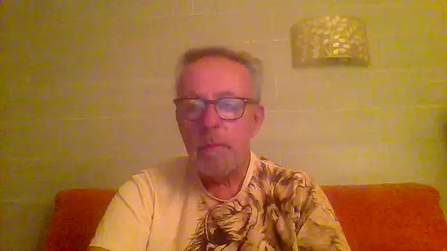 tuggy59 online show from March 30, 2026, 4:58 am