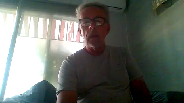 tuggy59 online show from November 12, 2025, 7:12 am