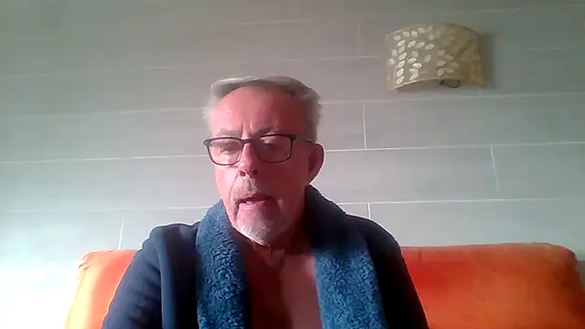 tuggy59 online show from February 15, 2026, 8:46 am