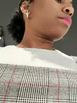 Jeniffer Jarvis online show from November 20, 2025, 5:13 pm