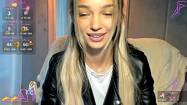 Snapshot of Sassy_Teen chatting on November 12, 2025, 10:30 am Sassy Teen online show from November 12, 2025, 10:30 am