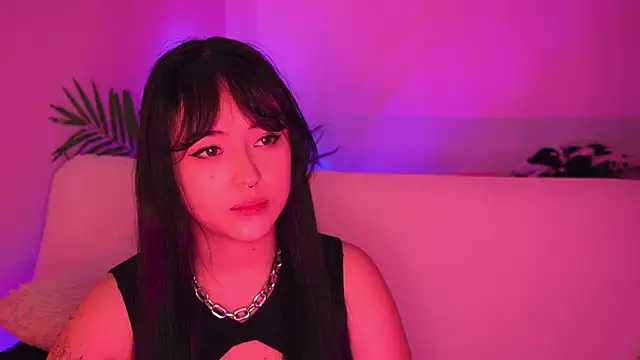 Gloomydoll online show from March 13, 2026, 8:58 pm