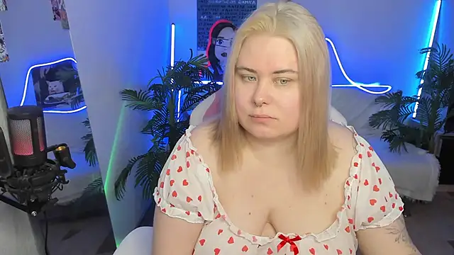 Akemi BBW online show from March 21, 2025, 7:55 am