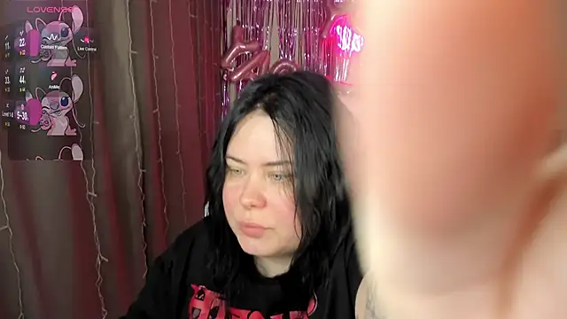 Akemi BBW online show from April 16, 2026, 3:18 am