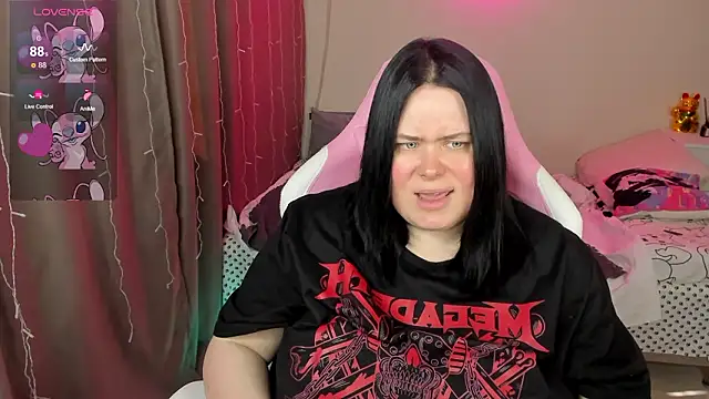 Akemi BBW online show from March 17, 2026, 10:07 am