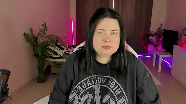 Akemi BBW online show from September 19, 2025, 5:22 am