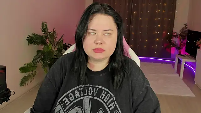 Akemi BBW online show from September 25, 2025, 5:52 pm