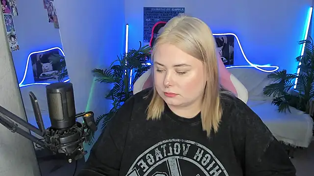 Akemi BBW online show from March 20, 2025, 10:51 pm