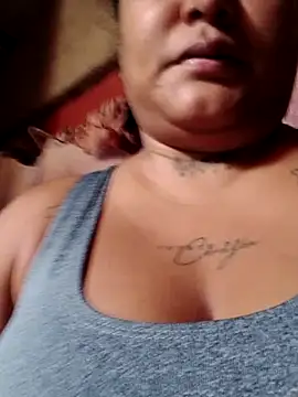 sirenita24x online show from October 24, 2025, 8:08 pm