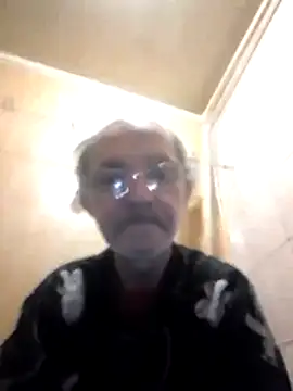 Snapshot of oksana722 chatting on October 29, 2025, 6:34 am oksana722 online show from October 29, 2025, 6:34 am