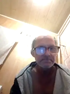 Snapshot of oksana722 chatting on October 22, 2025, 8:08 pm oksana722 online show from October 22, 2025, 8:08 pm