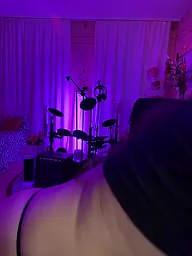 Snapshot of karrola chatting on January 16, 2025, 1:03 pm karrola online show from January 16, 2025, 1:03 pm