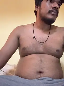 Snapshot of Rishimumbai_hot chatting on July 10, 2026, 12:05 pm Rishimumbai hot online show from July 10, 2026, 12:05 pm