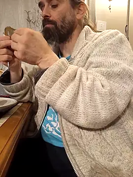 Snapshot of teekoine1 chatting on November 21, 2025, 11:37 pm teekoine1 online show from November 21, 2025, 11:37 pm