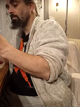 Snapshot of teekoine1 chatting on November 10, 2025, 2:49 am teekoine1 online show from November 10, 2025, 2:49 am