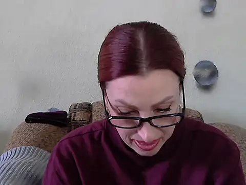 Jillian Pattie online show from October 11, 2025, 10:27 am