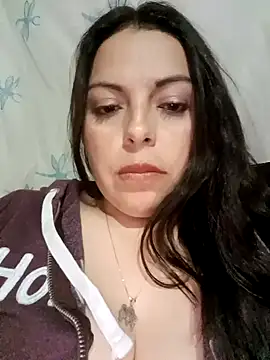 Snapshot of seherlatin chatting on March 11, 2025, 1:37 am seherlatin online show from March 11, 2025, 1:37 am